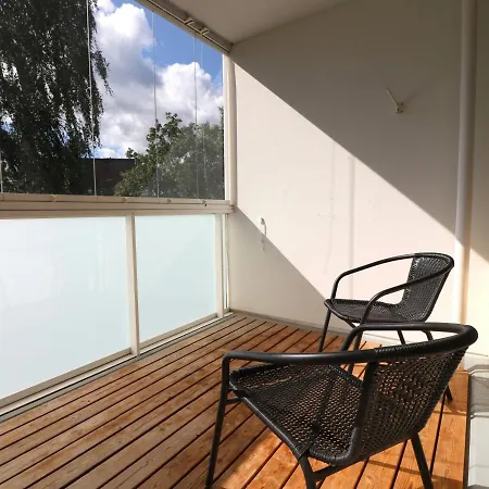 And Spacious For 4 With Sauna דירה